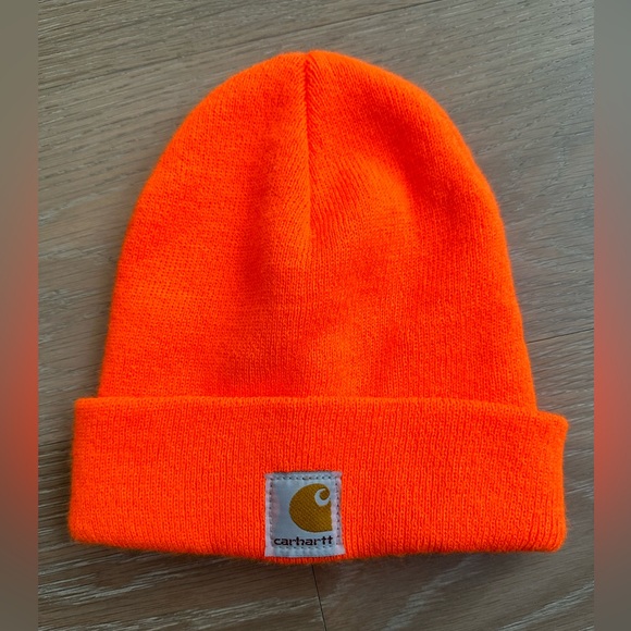 Bright orange women’s Carhartt beanie - Picture 3 of 4